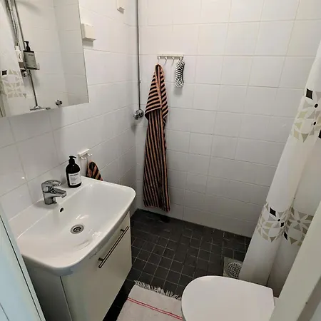 Artistic 2-bedroom Full Of Light 公寓