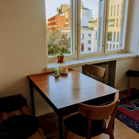 Apartment Artistic 2-bedroom Full Of Light
